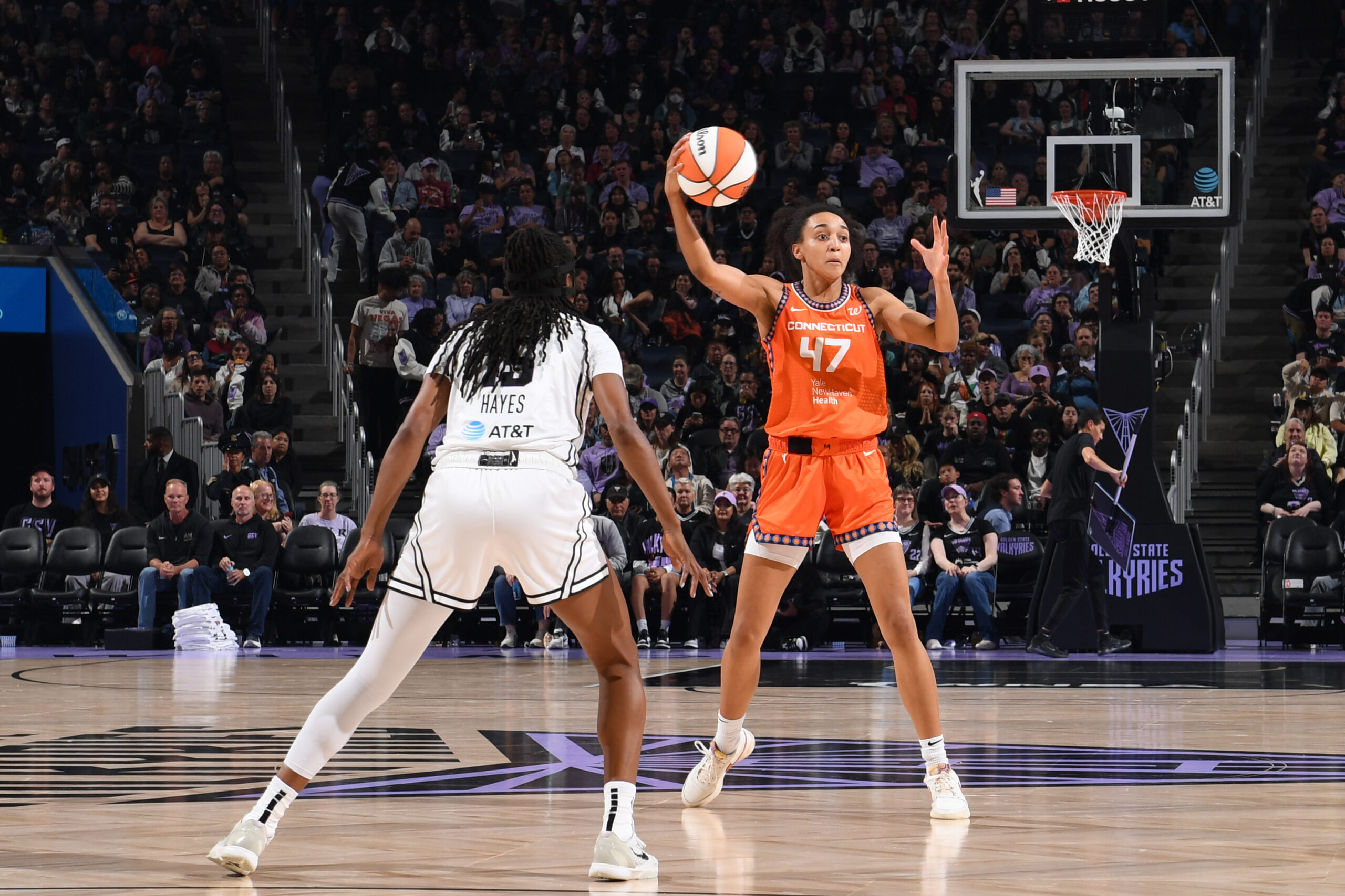 Connecticut Falls to Golden State, 74-57